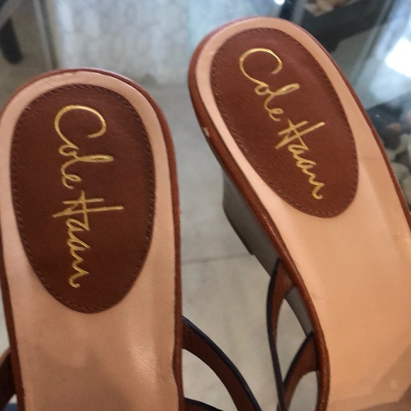 Cole Haan wedge Sandals size 8 - Picture 3 of 7